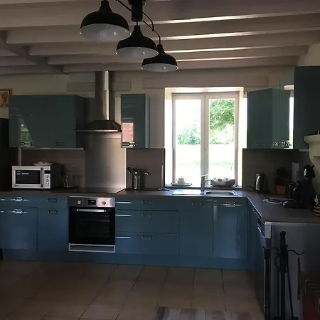 Fleur House * Teloché